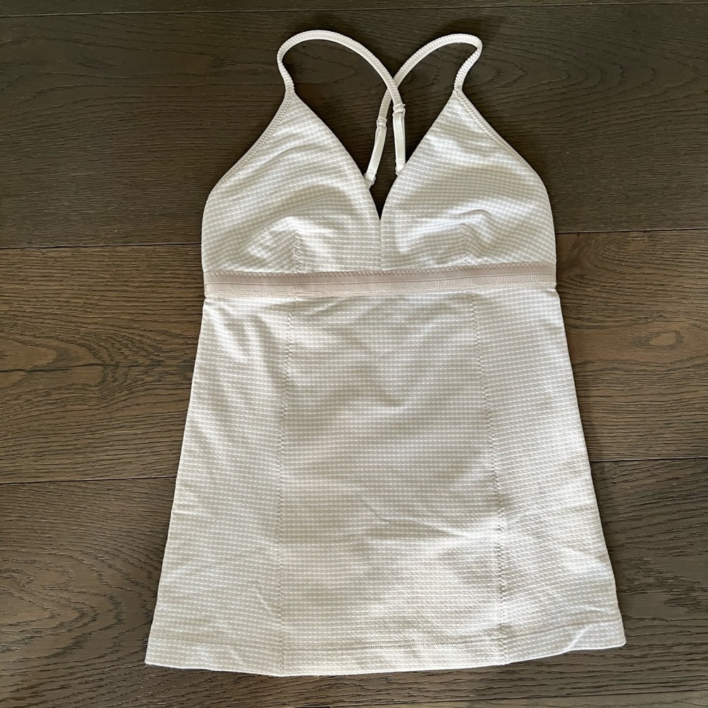 Lululemon beige/white tank sz 4 brand new